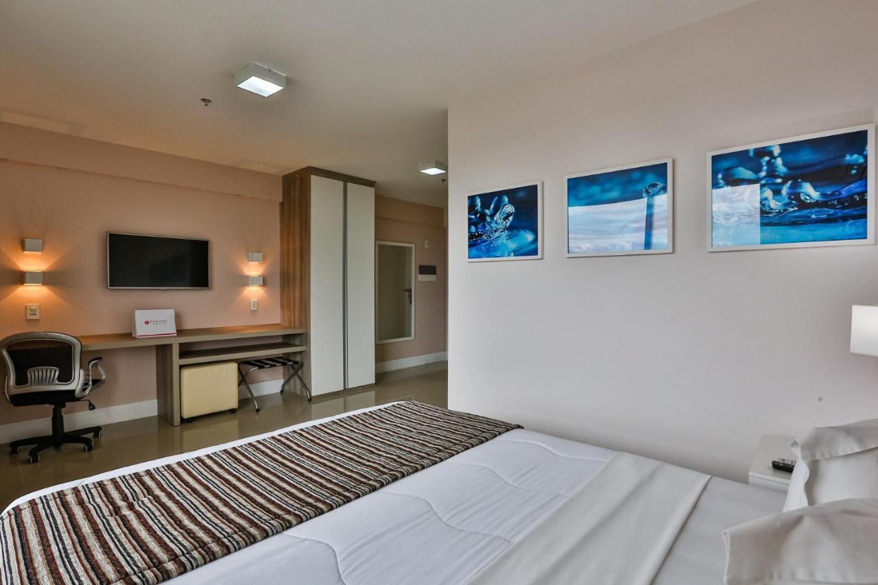 Ramada Hotel & Suites Campos Pelinca Campos dos Goytacazes Exteriér fotografie