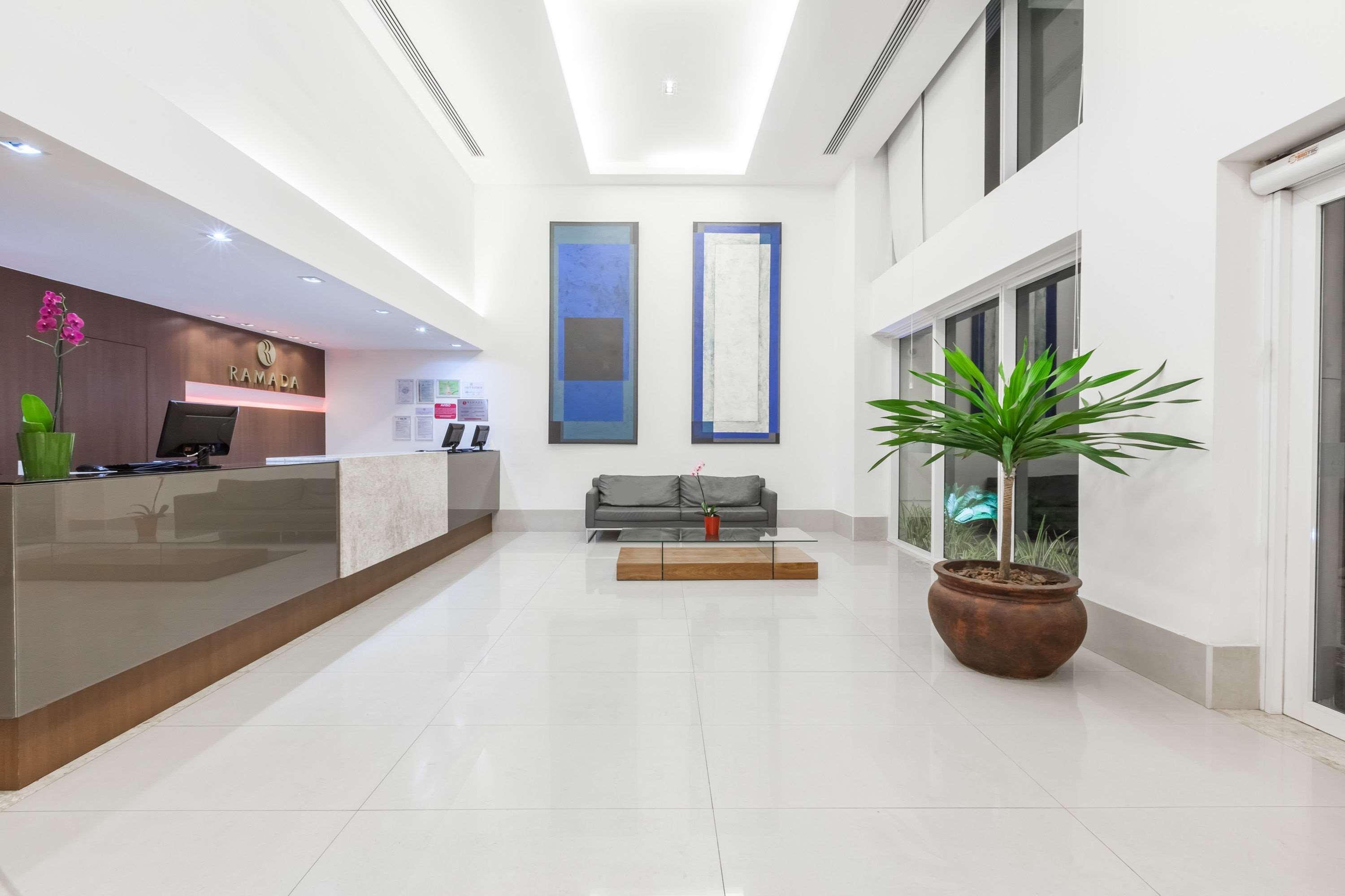 Ramada Hotel & Suites Campos Pelinca Campos dos Goytacazes Exteriér fotografie