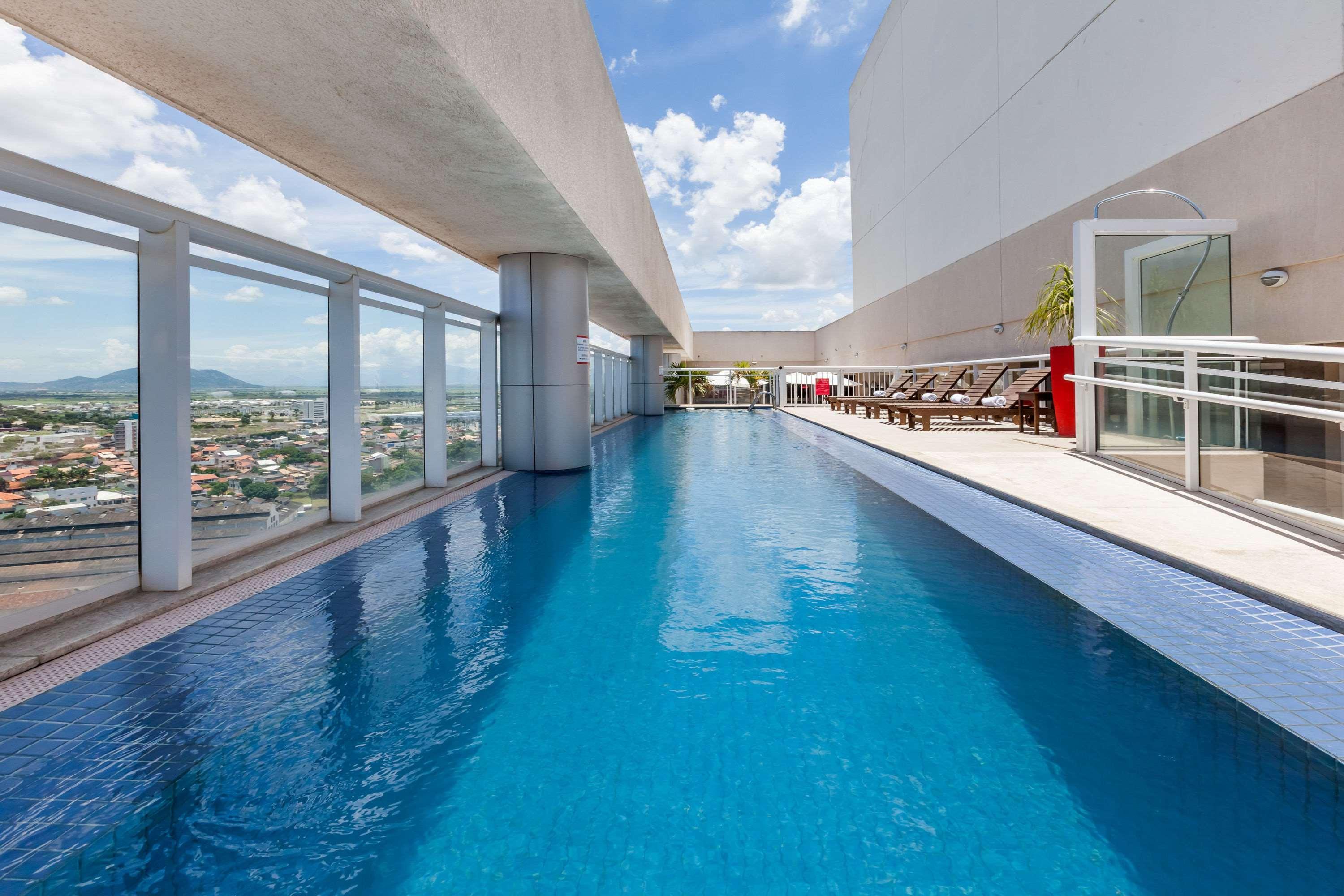 Ramada Hotel & Suites Campos Pelinca Campos dos Goytacazes Exteriér fotografie