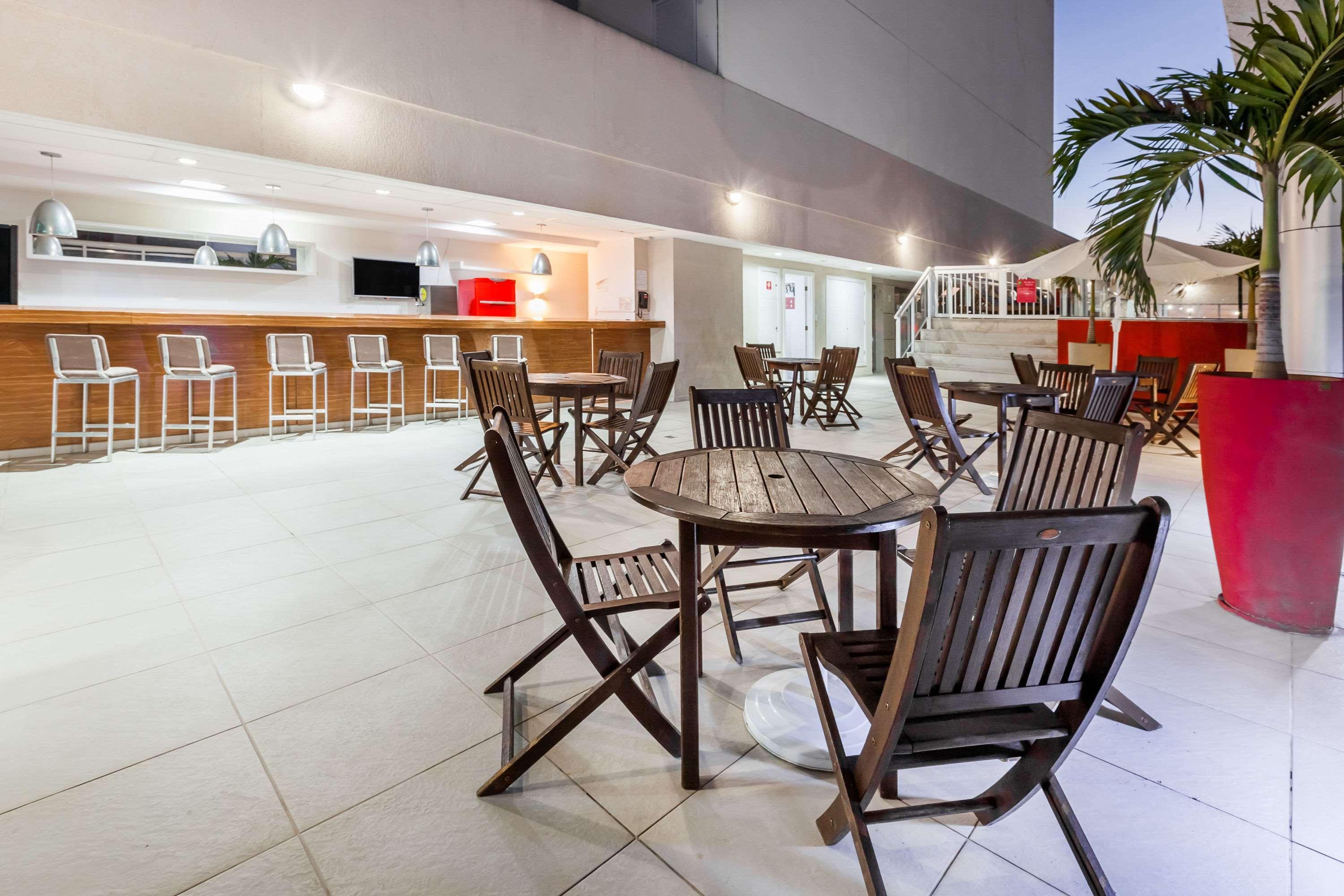 Ramada Hotel & Suites Campos Pelinca Campos dos Goytacazes Exteriér fotografie
