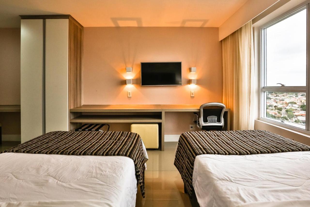 Ramada Hotel & Suites Campos Pelinca Campos dos Goytacazes Exteriér fotografie